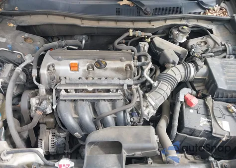 2011 Honda Accord 2.4 Se из США, поврежденный, VIN 1HGCP2F67BA136737